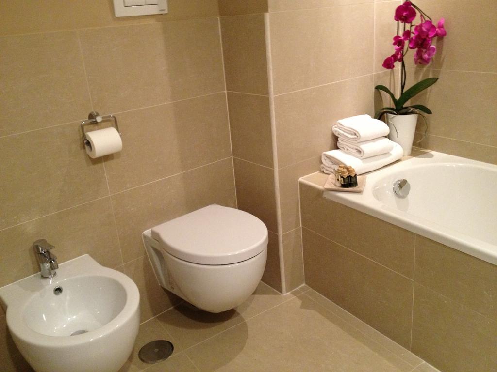 Cavour Forum Suites Rome Room photo